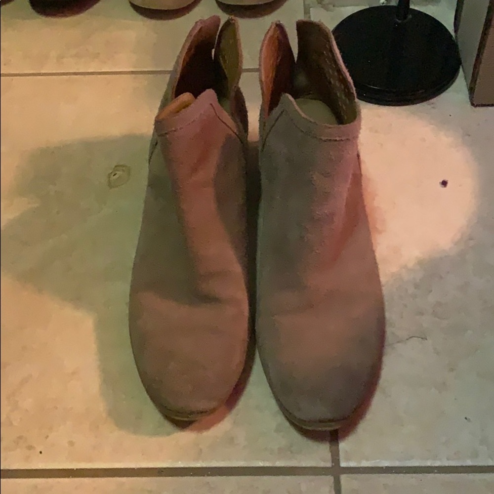 Susina ankle booties